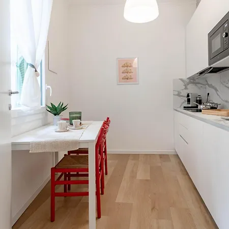 H11 Casa Giulietta شقة سانريمو